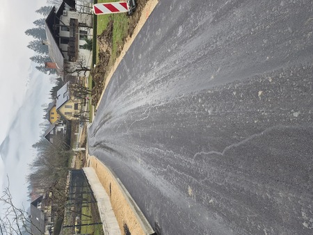 Bašelj Kamnek asfalt 2